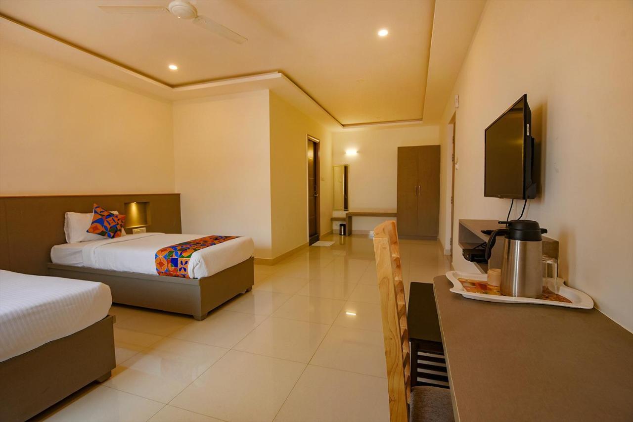 Fabhotel Champion Gateway - Yelahanka Bangalore Exterior photo